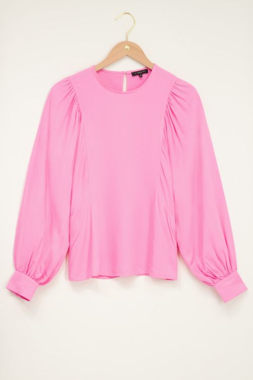 Roze top met grote mouwen