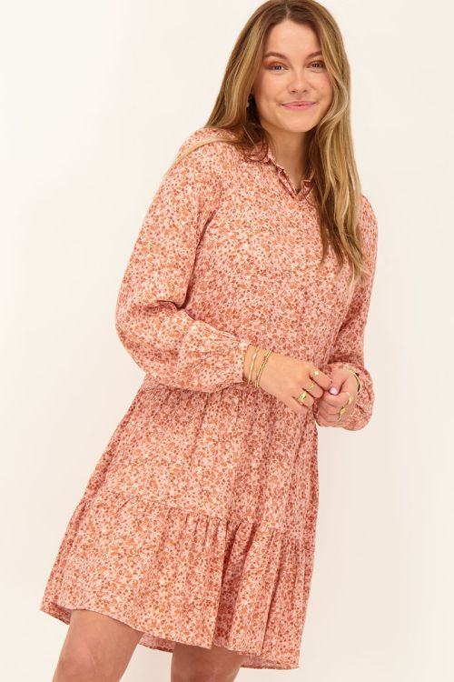 Roze jurk met bloemenprint & ruffle
