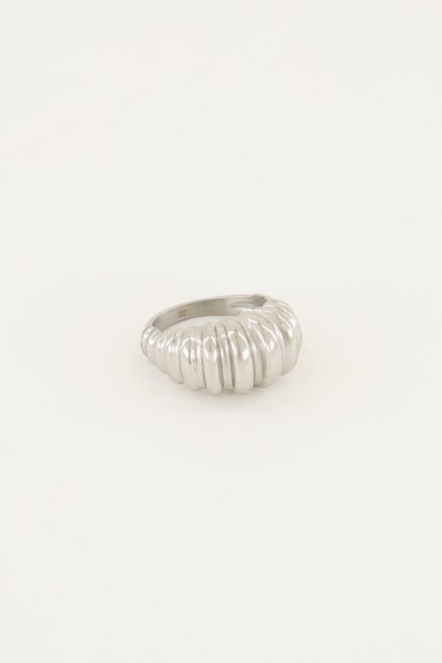 Statement ring ribbels