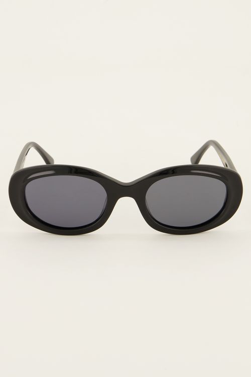 Schwarze Sonnenbrille "The Brigitte"