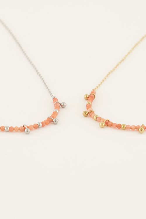 Vintage ketting met oranje kralen & bolletjes