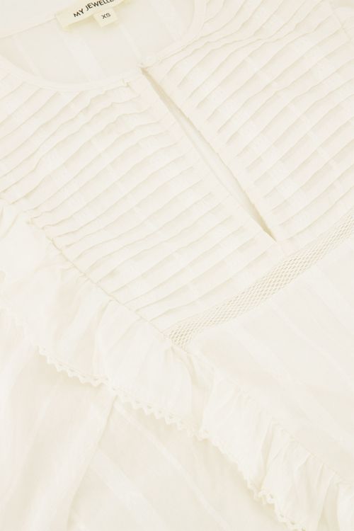 White blouse with pintuck & ruffle | My Jewellery