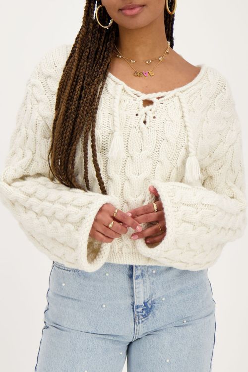 White cable knit sweater with drawstring | My Jewellery