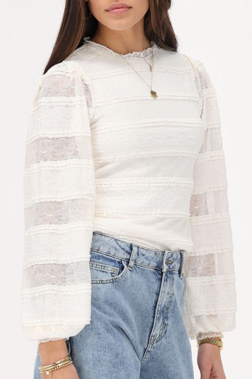 White lace top with balloon sleeves | My Jewellery