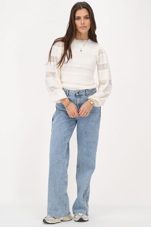 White lace top with balloon sleeves | My Jewellery