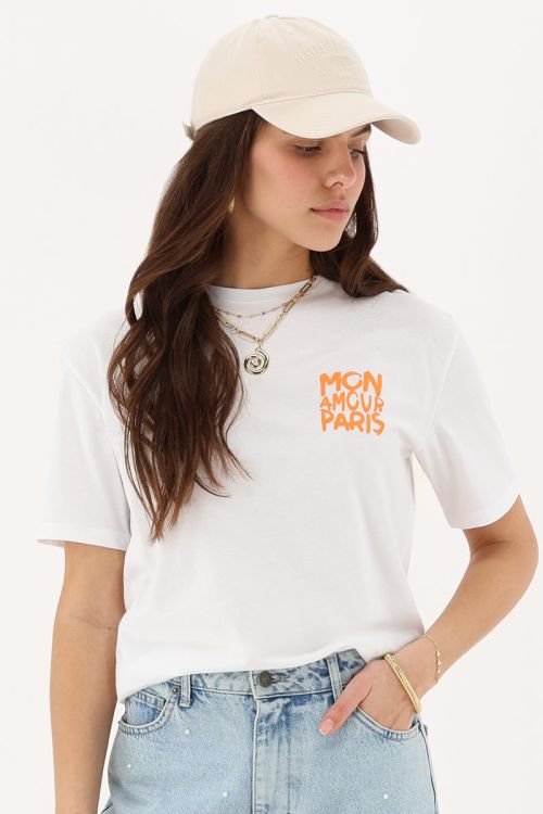 White T-shirt with orange "Mon amour Paris" | My Jewellery