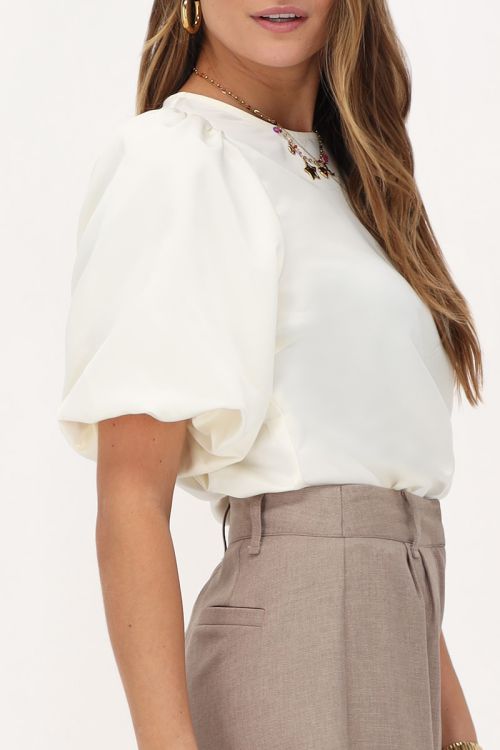 White top with puff sleeves | My Jewellery