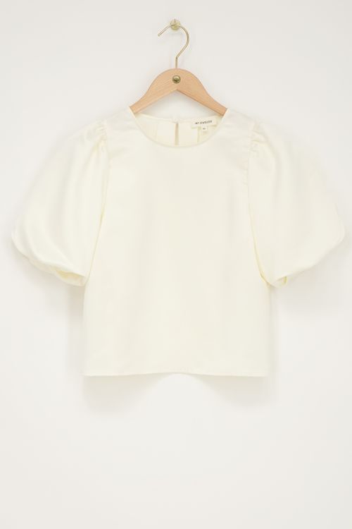 White top with puff sleeves | My Jewellery