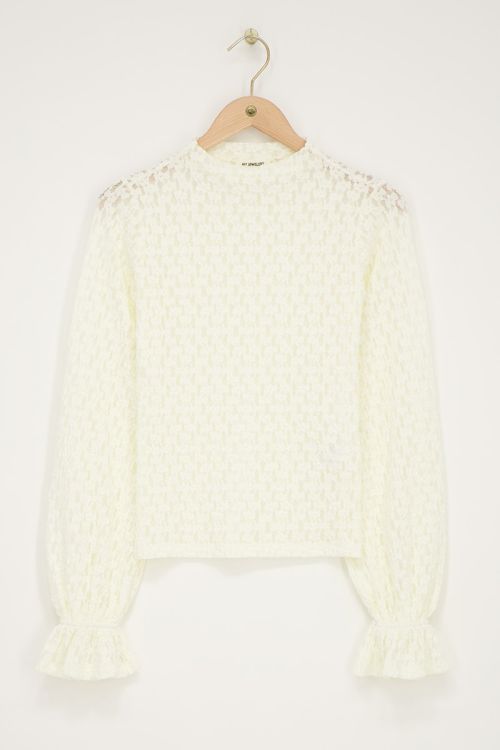 White lace top with cuff