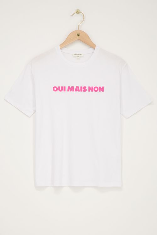 Wit met roze T-shirt ''Oui mais non'' 