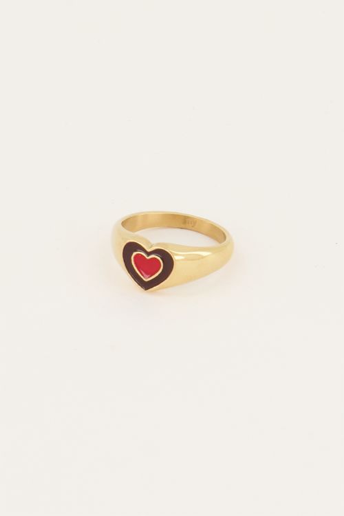 Signet ring with a red heart