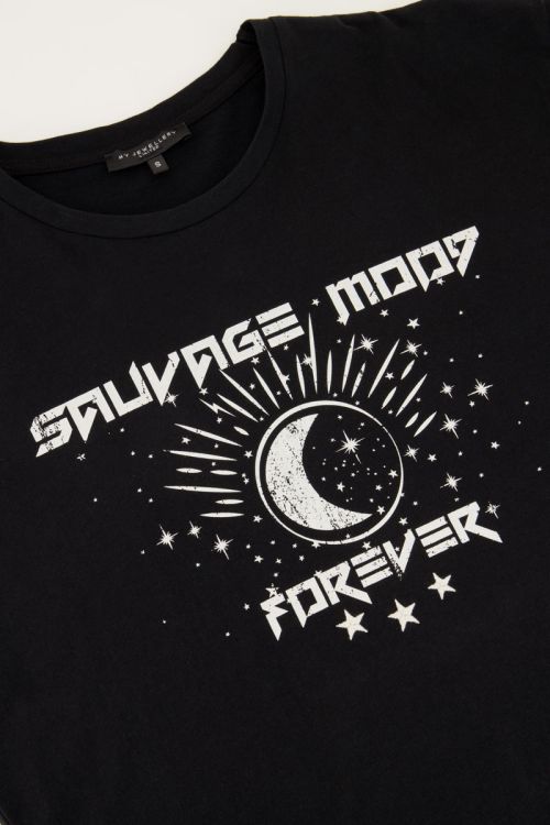 womens black nike t shirt