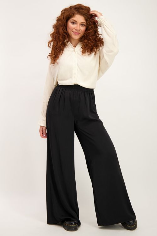Zwarte broek satijnen look
