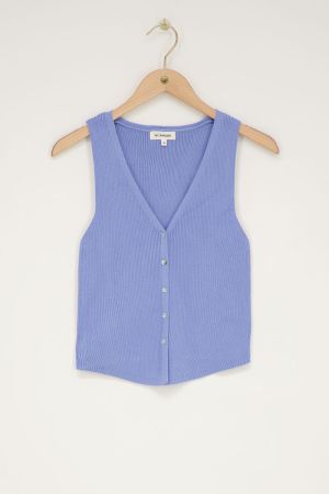 Hellblaue Weste mit Knöpfen