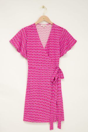 Pinkes Wickelkleid mit Blumenmuster