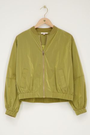 Grüne Bomberjacke