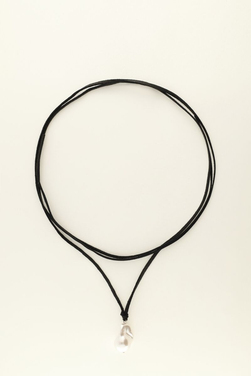 Black string necklace with stones 34 cm no 1311 – FFshop.gr
