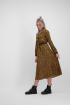 Bruine midi jurk met luipaard print, dierenprint jurk - styleshoots afbeelding - voorzijde