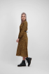 Bruine midi jurk met luipaard print, dierenprint jurk - styleshoots afbeelding - zijkant