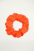 Neon oranje scrunchie, haarelastiek
