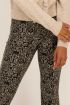 Zwarte flared broek met witte barok print | My Jewellery
