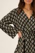 Zwarte jurk met beige geografische print & lagen | My Jewellery