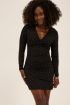 Zwarte jurk met knoop & studs | My Jewellery