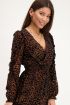 Bruine jurk met velvet panterprint | My Jewellery