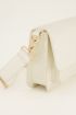 Creme schoudertas croco print