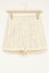 Shortje met embroidery beige