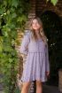 Paarse jurk met grafische print & ruffles | My Jewellery