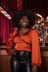 Oranje top satijnen look met lange mouwen | My Jewellery