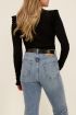 Zwarte rib top met schouder ruffle | My Jewellery