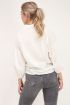 Witte blouse embroidery en pofmouwen