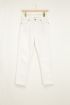White mom jeans | Mom jeans | Women’s jeans My jewellery