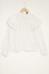 Witte blouse met volantmouw