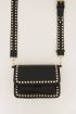 Zwarte schoudertas met grote goudkleurige studs