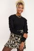 Zwarte trui met hoge col & ruffles