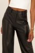 Zwarte wijdvallende broek leatherlook | My Jewellery