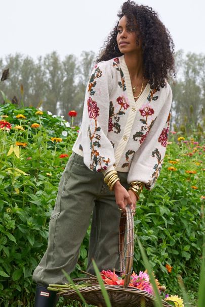 Cardigan beige en jacquard avec boutons fleuris