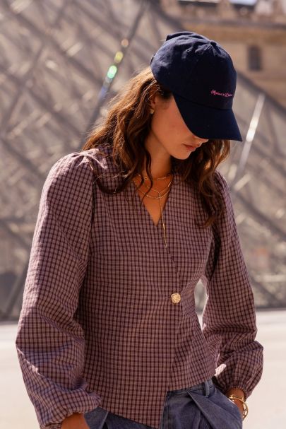 Casquette bleu foncé "Avenue de L'amour"
