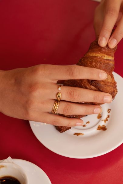 Bold Ring mit Strasssteinen "geh&auml;mmert"