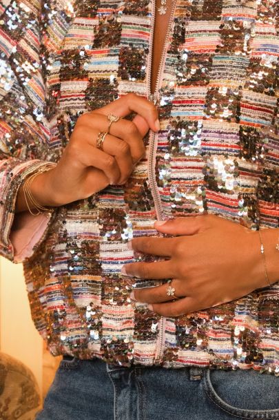 Magical ring met organische vorm en strass stenen
