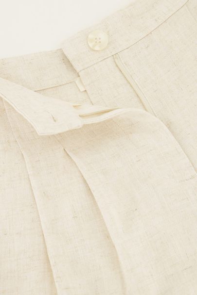 Beige linnen look bermuda short