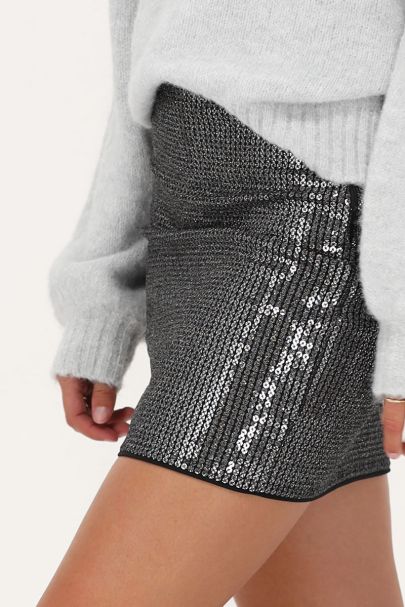 Jupe noire avec paillettes