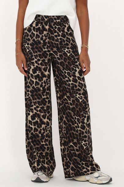 Bruine panterprint wide leg broek
