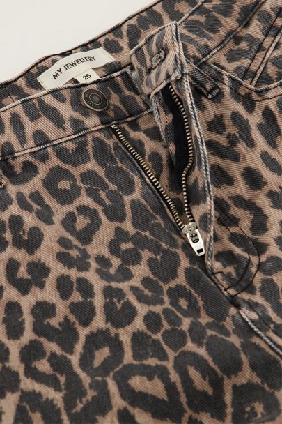 Jeans mit Leopardenmuster
