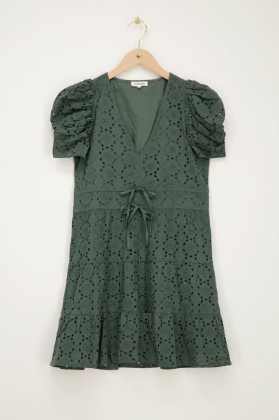 Robe large verte avec broderie