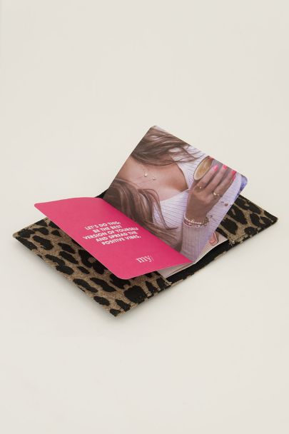 Panterprint paspoort hoes