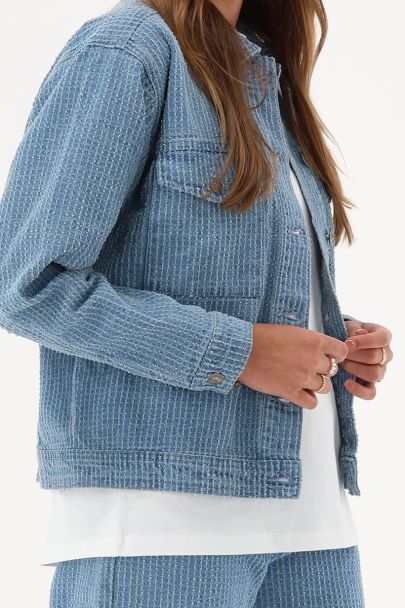 Lichtblauwe bouclé denim jas